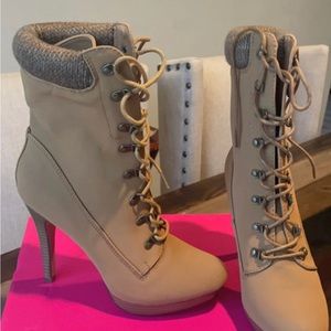 Camel color boot with heel